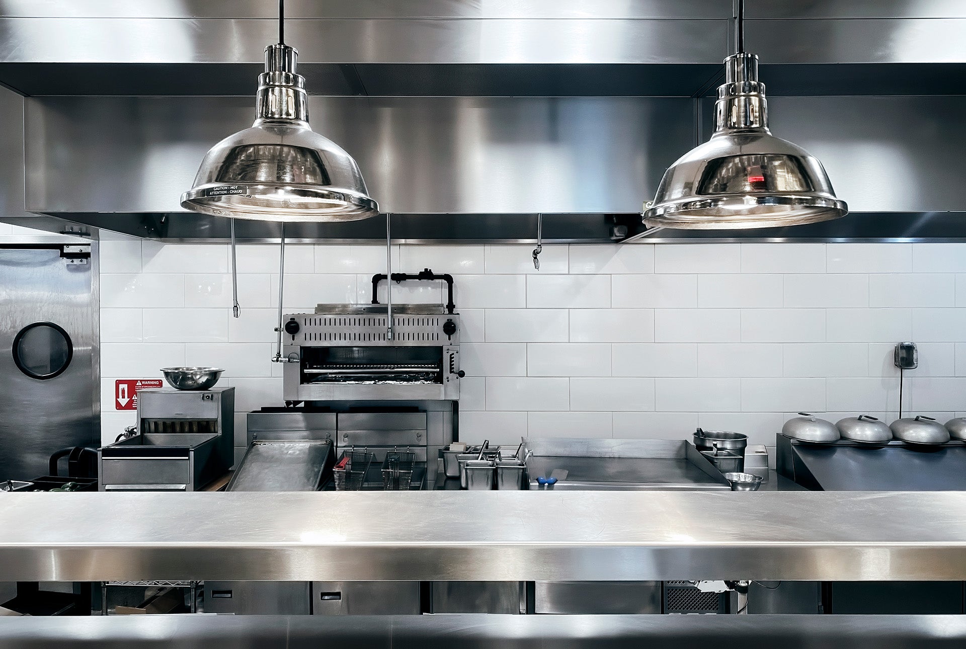 How to Clean a Commercial Kitchen: Essential Procedures and Tips